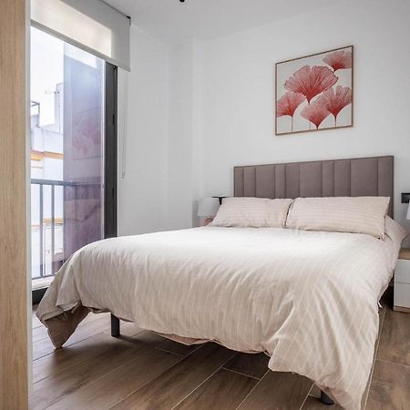 Nervion Suites 1 - Vacacional Sevilla Buitenkant foto