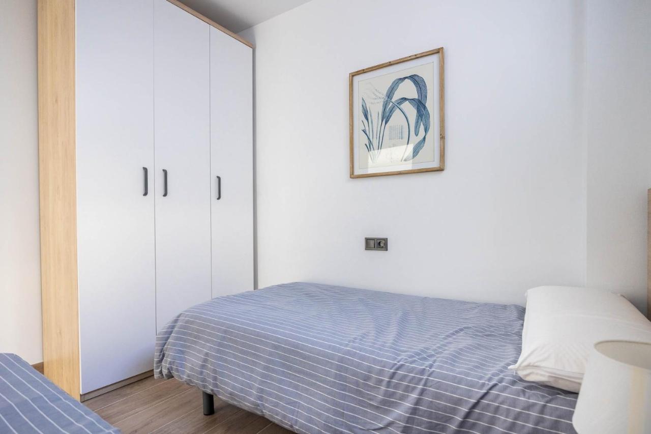 Nervion Suites 1 - Vacacional Sevilla Buitenkant foto