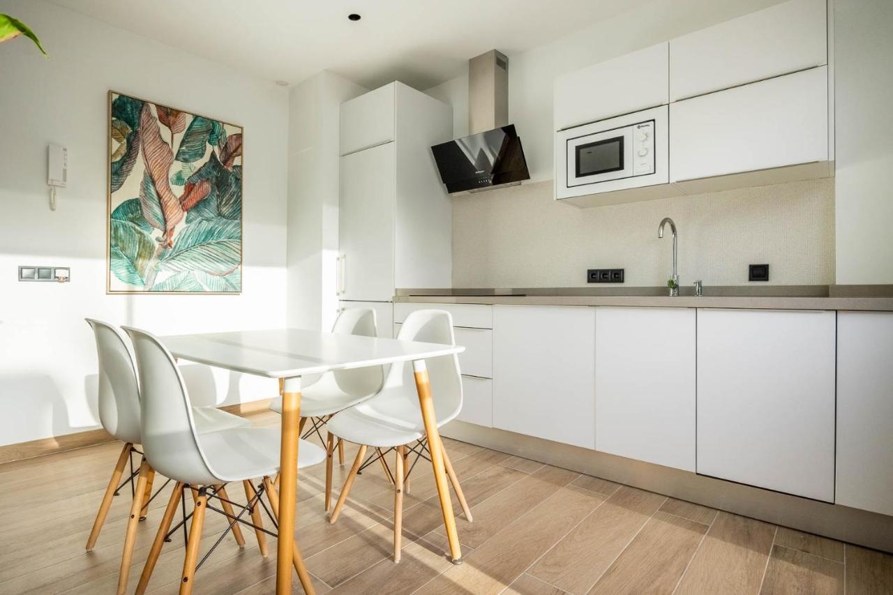 Nervion Suites 1 - Vacacional Sevilla Buitenkant foto