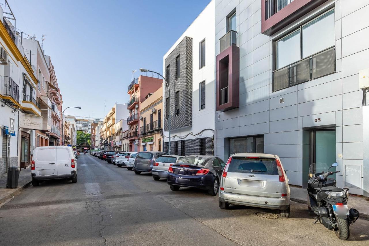 Nervion Suites 1 - Vacacional Sevilla Buitenkant foto