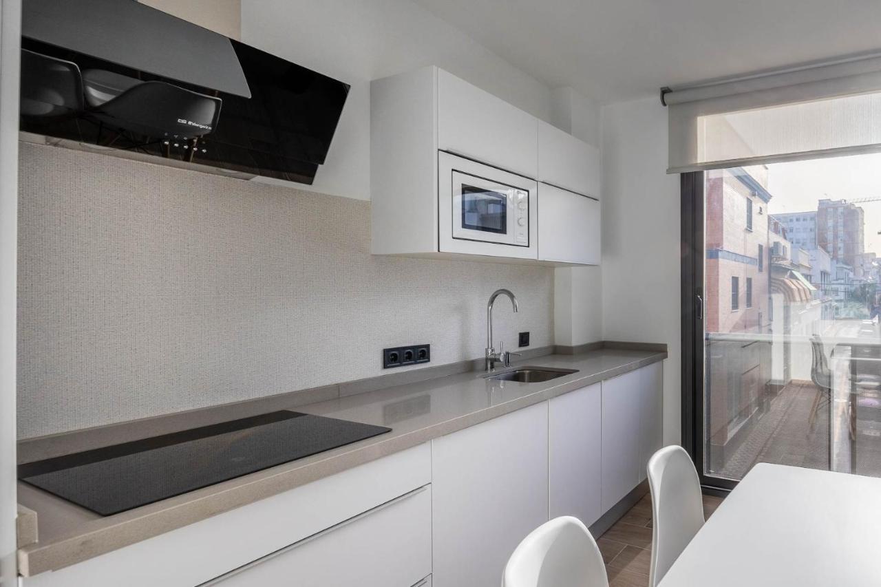 Nervion Suites 1 - Vacacional Sevilla Buitenkant foto
