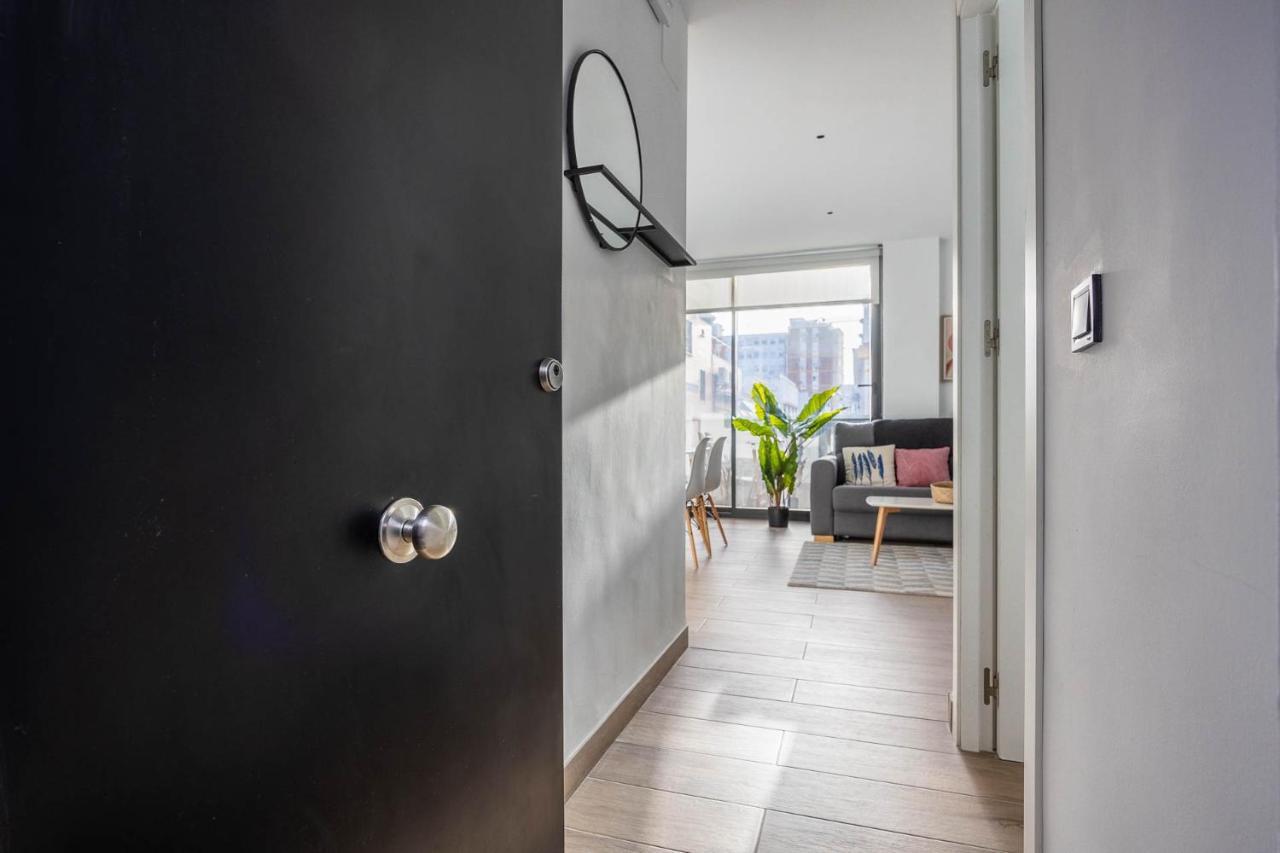Nervion Suites 1 - Vacacional Sevilla Buitenkant foto
