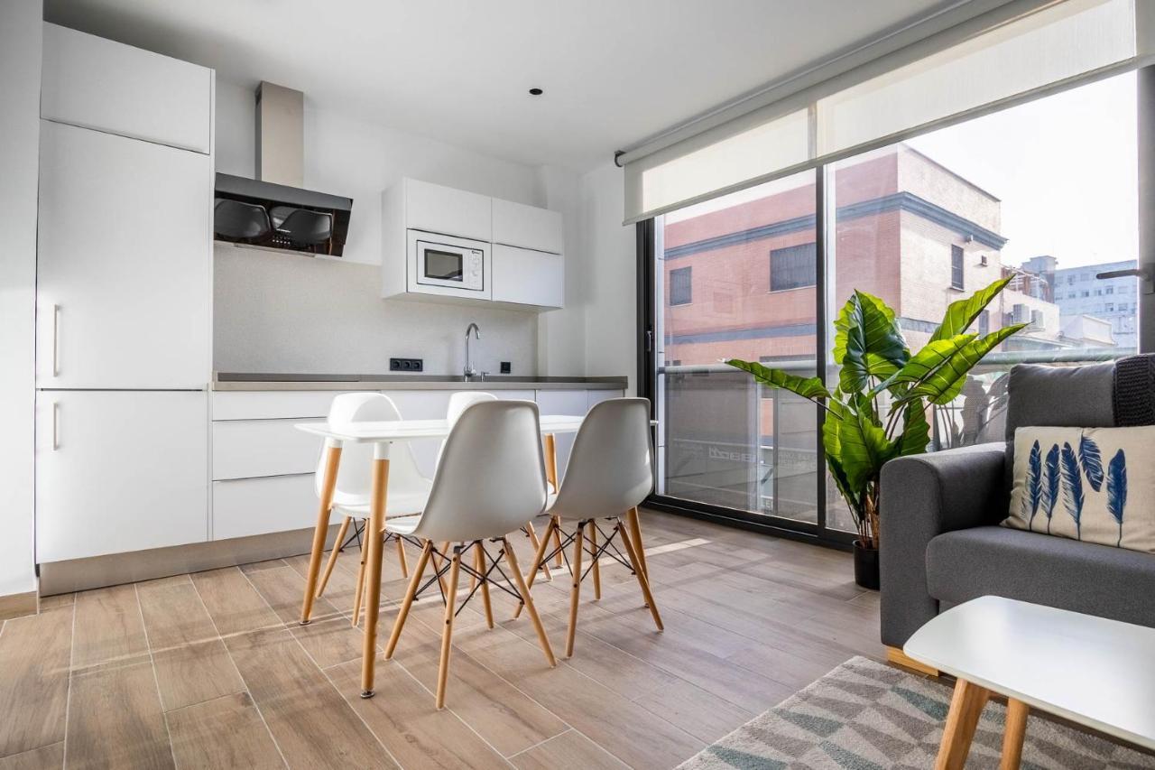 Nervion Suites 1 - Vacacional Sevilla Buitenkant foto